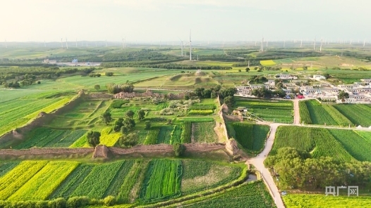 萬里山河路 | 古堡“蝶變” 農(nóng)旅“出圈”